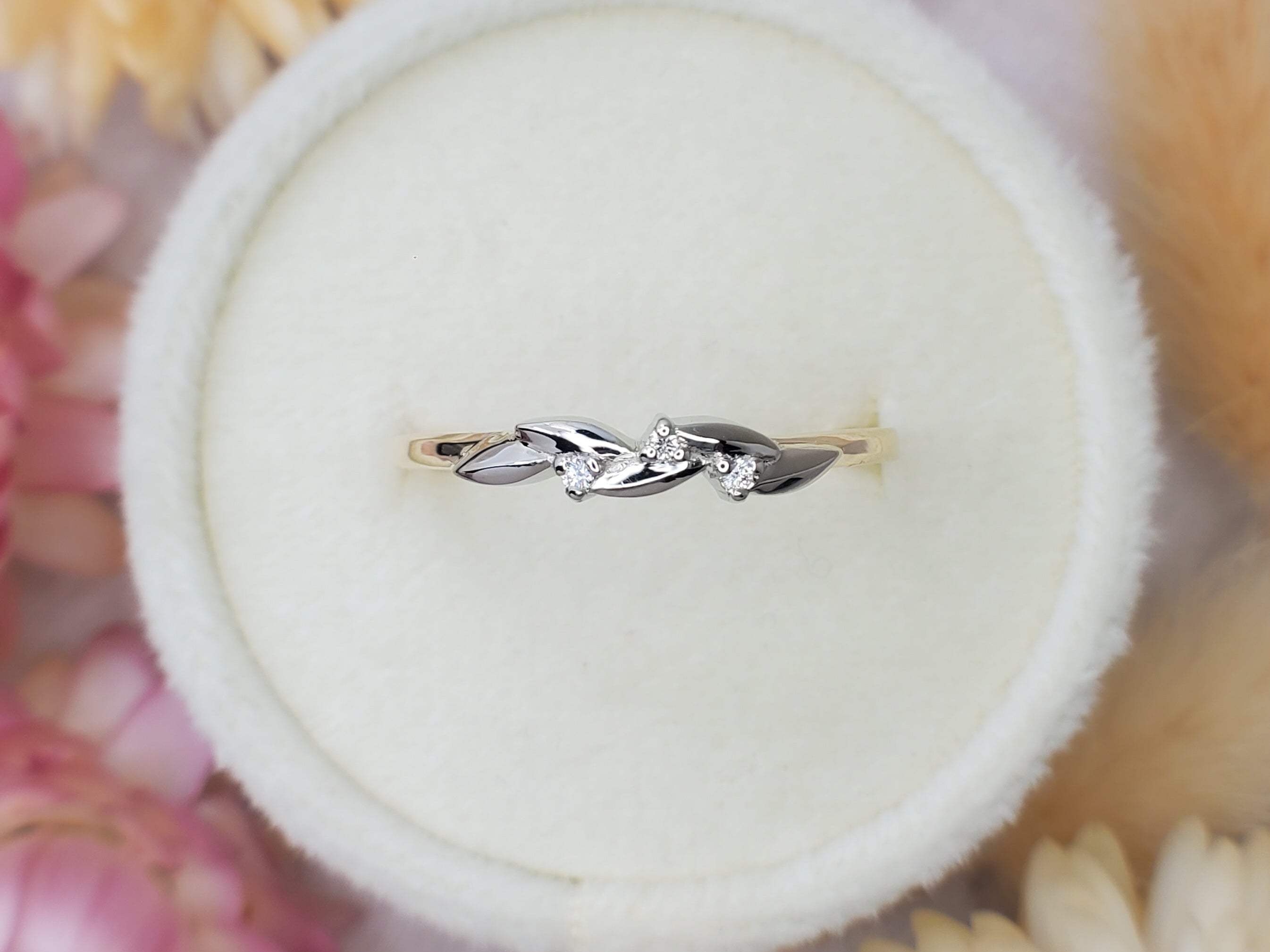 Custom Design: Leaves and Diamonds Wedding Band